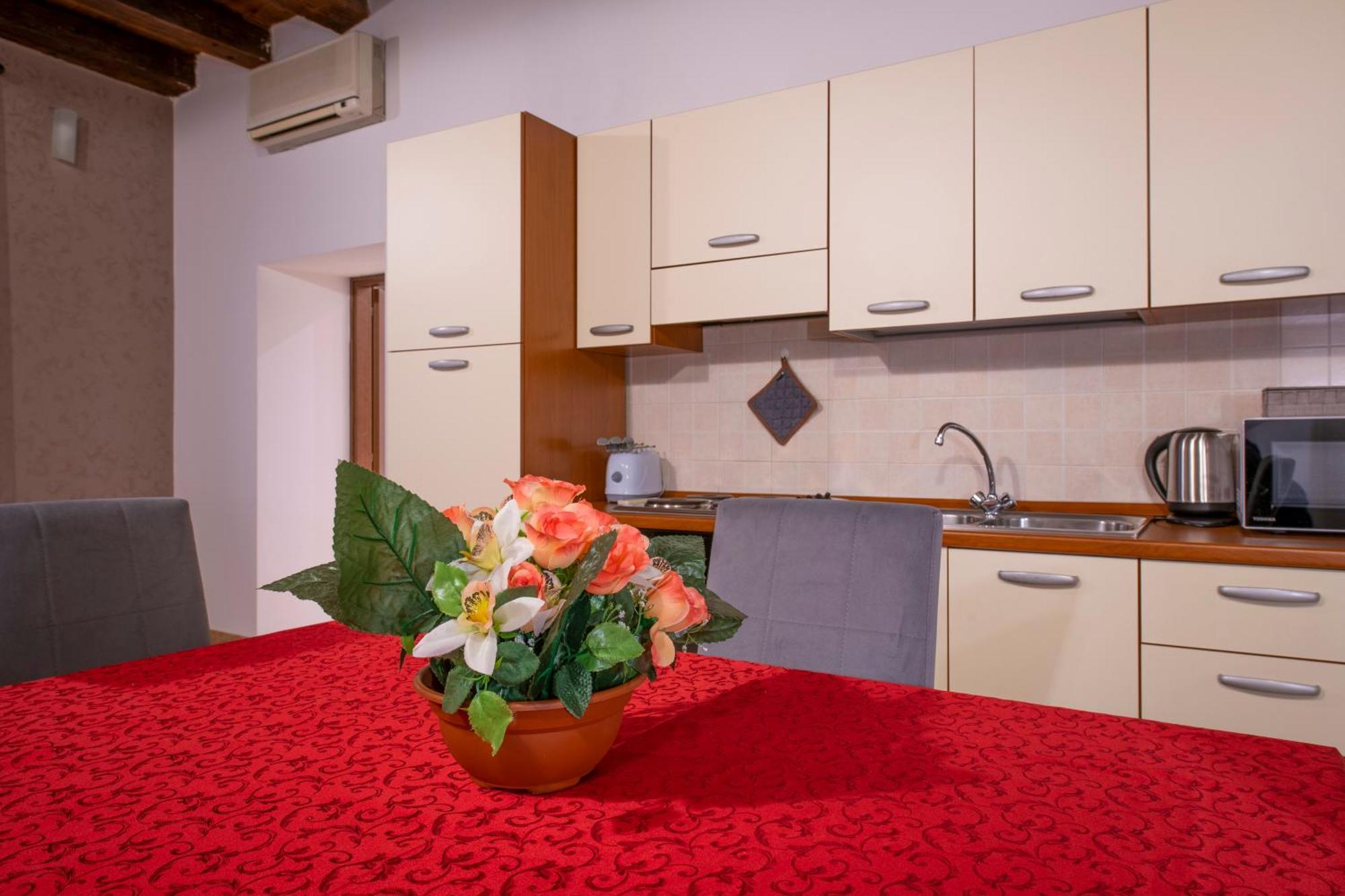 Palace Home Mazzini Verona Center 1 エクステリア 写真